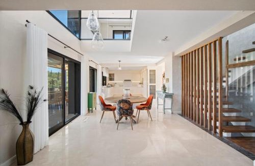 Bodrum Villa | Isolated, Luxurious Stay, Olivinn Yalı Mansion
