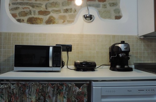 Cocconato Apartment | Isolated on hill, flat with private terrace among romanesque art,quiet,nature.
