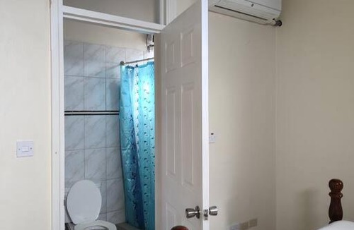 Picard Apartment | Iso’s Vacation Rental Apartment #10