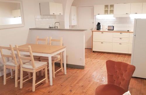 Issoire Apartment | Issoire centre, T2 « Bergère » avec parking