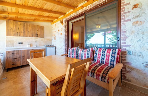 Kapakli Hotel | ISTLADA TAS EV APART