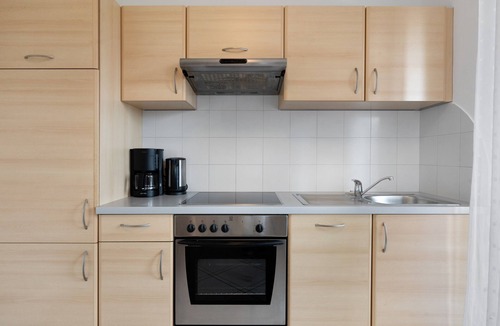 St. Pauls Apartment | Apartment 'Golden' with Mountain View, Shared Terrace and Wi-Fi