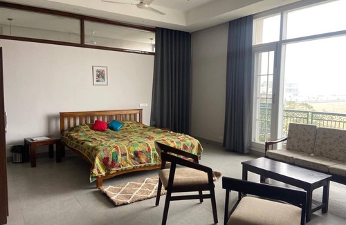 Chandigarh Apartment | IT City Homestay-Secure & Comfortable Stay in Mohali