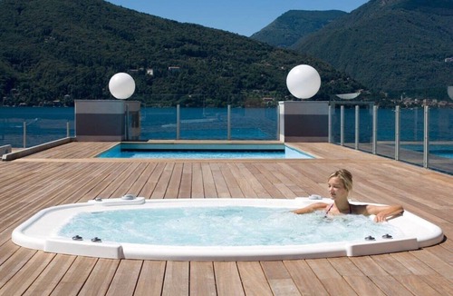 Maccagno Apartment | 3 bedroom Lake Maggiore apartment with pool