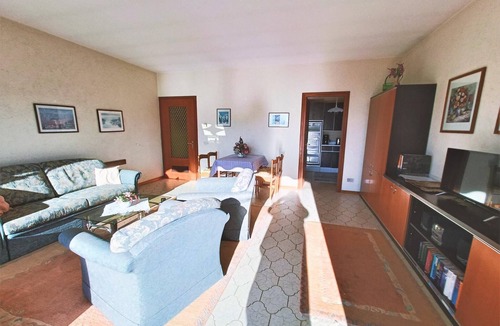 Maccagno Apartment | Holiday Home in Italy with Sea & Mountain Views