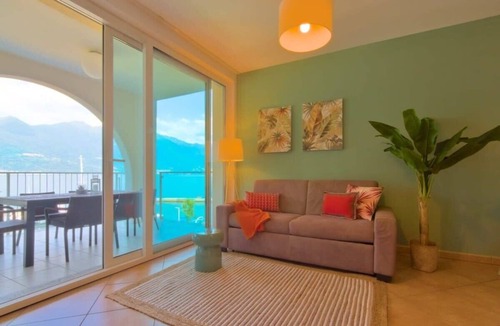 Maccagno Apartment | Lake Maggiore lakeside apartment