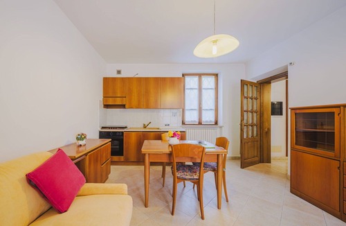 Querceta House | Wonderful private villa for 10 guests with A/C, WIFI, TV and patio