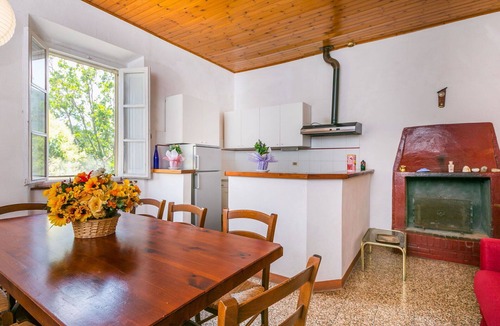 Rosignano Marittimo Villa | Beautiful apartment in villa for 17 people with pool, TV and pets allowed