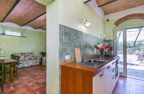 Rosignano Marittimo Villa | Beautiful apartment in villa for 17 people with pool, TV and pets allowed