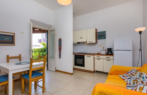 Castiglioncello Apartment | Beautiful apartment for 4 people with patio