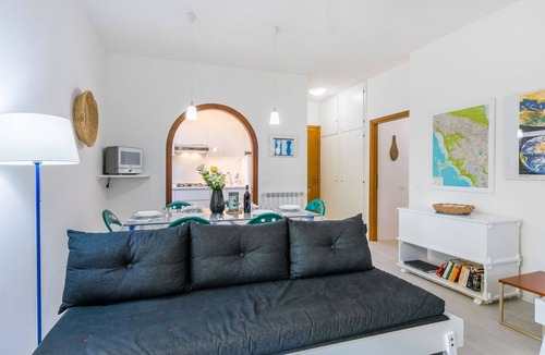 Castiglioncello Apartment | Beautiful apartment for 6 guests with WIFI, TV and balcony