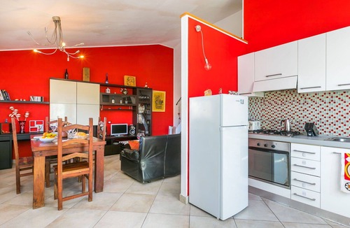 Rosignano Solvay Apartment | Cosy apartment for 3 people with WIFI, A/C, TV, patio and pets allowed