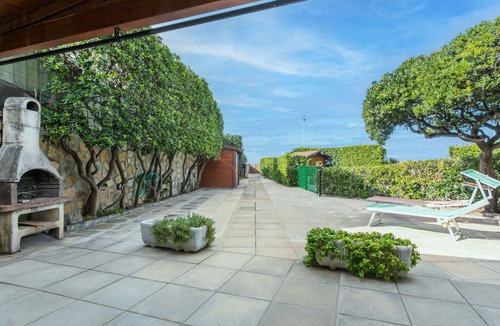 Rosignano Solvay Apartment | Beautiful apartment for 7 people with A/C, WIFI, TV, patio, pets allowed and parking