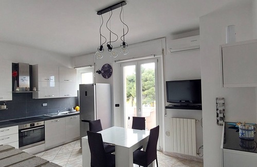 Rosignano Solvay Apartment | Small house 3 minutes from the sea