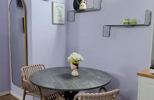 Como Apartment | It's a Room