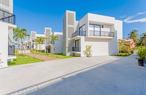 Itacimirim Apartment | IT38 Duplex Decorado - Pé na Areia