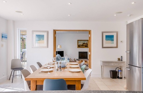 Itchenor House | Itchenor House - Four Bedroom House, Sleeps 8
