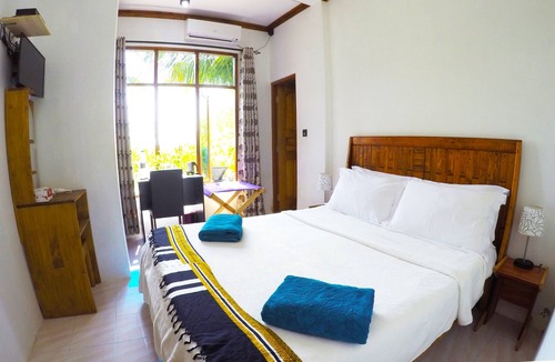 Guraidhoo House | Ithaa Beach Maldives