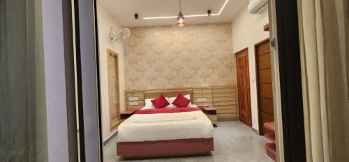 Thariyode Villa | Itria private pool villa