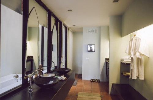 Ayutthaya Hotel | iuDia Hotel