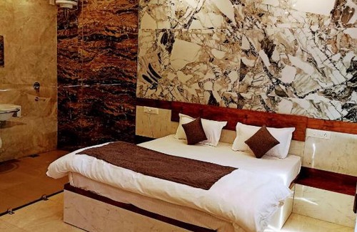 Kharar Hotel | Ivory Hotel Mohali