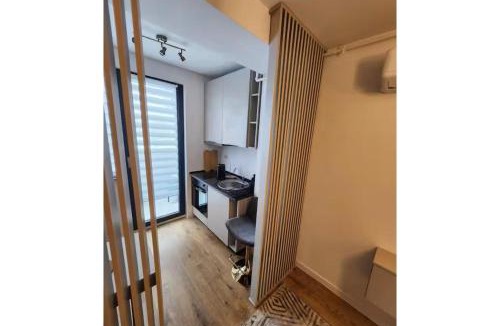 Pipera Apartment | Ivory Residence Studio with Park View & Paid Parking