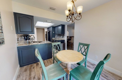 Villas House | Ivy Inn at 23 Palms!