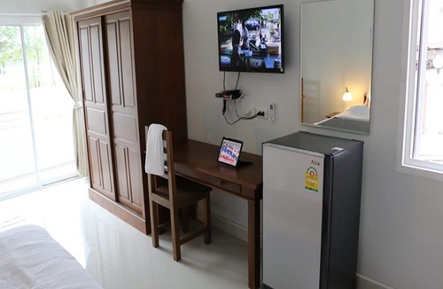 Bang Phra Hotel | Iyara residence