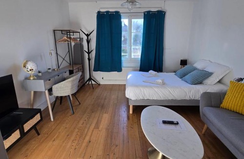 Le Marais Apartment | Izar-SILS