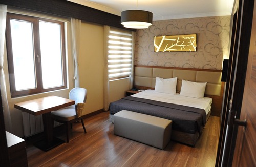 Izmit Hotel | Izmit Saray Hotel