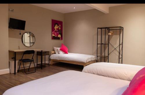 Wallsend Hotel | izzy hotel ltd