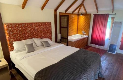 Sumbawa Barat Villa | J home stay