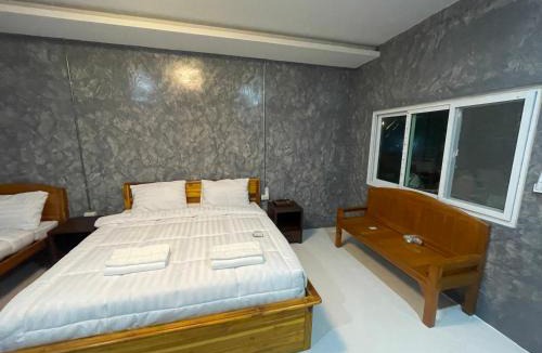 Mueang Kao House | J House Has Love
