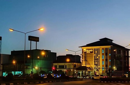 Bang Phra Hotel | J.P.GRAND HOTEL