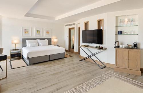 Jebel Ali Resort | JA Beach Hotel, Dubai