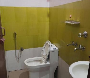Nedumangad House | Jaass