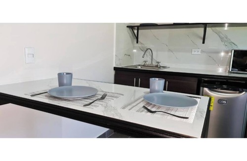 Jaco Hotel | Jacó 6-Bedroom Oasis – Pool, Tropical Vibes & Easy Walk Everywhere