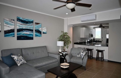 Barrio Los Faroles Condo | Jacó beachfront condo with beautiful sunsets