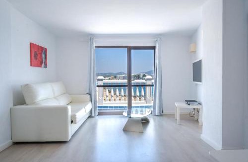 Es Canar Apartment | Jacaranda Apartments & Studios