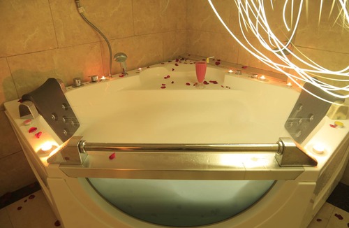 Bahir Dar Hotel | Jacaranda Hotel