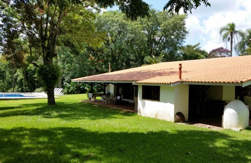 Aracoiaba da Serra House | Jacaranda Place 125. 000m2, Headquarters overlooking the Lake, Pool, Court, Orchard