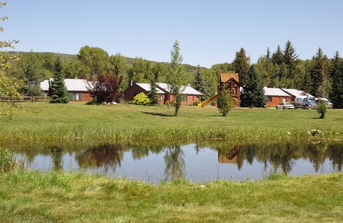 Clark House | Jack Rabbit - Experience the beautiful Elk River