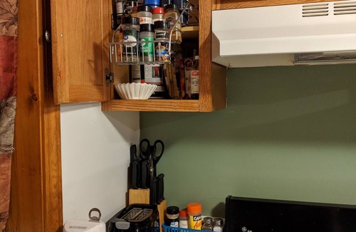 Monroe Apartment | Jack's Joint's Fully Furnished Apt # 1 near water sports and downtown!