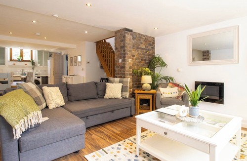 Jackfield House | Jackfield Old School