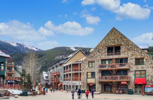 River Run Resort | Jackpine & Black Bear Condos by Vail Resorts