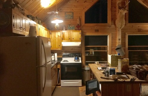 Jackson Cabin | Jackson NH-Blk Mtn-Private-On Hike Trails- Relax Swim, Fish, Golf, StoryLand