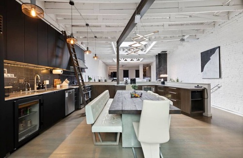 Old Market Apartment | Jackson Rooftop Loft by the Bars