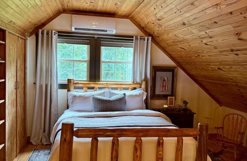 Sylvan Shores House | Jackson's Cabin