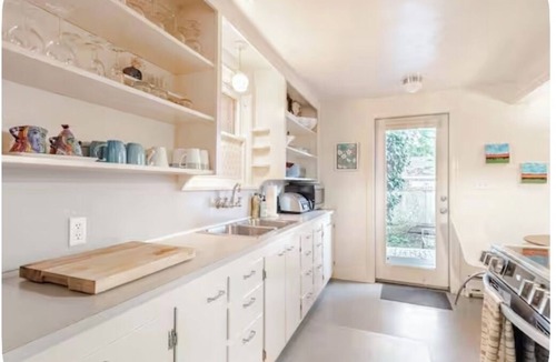 West Eugene House | Jackson Star: A Modern Mid-Century Dream near University of Oregon