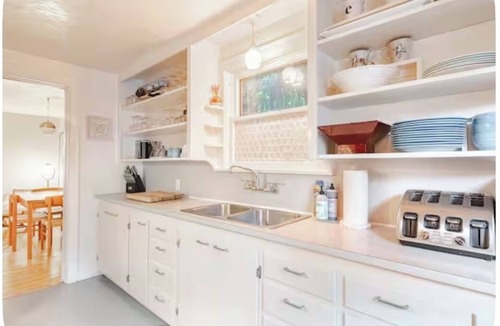 West Eugene House | Jackson Star: A Modern Mid-Century Dream near University of Oregon